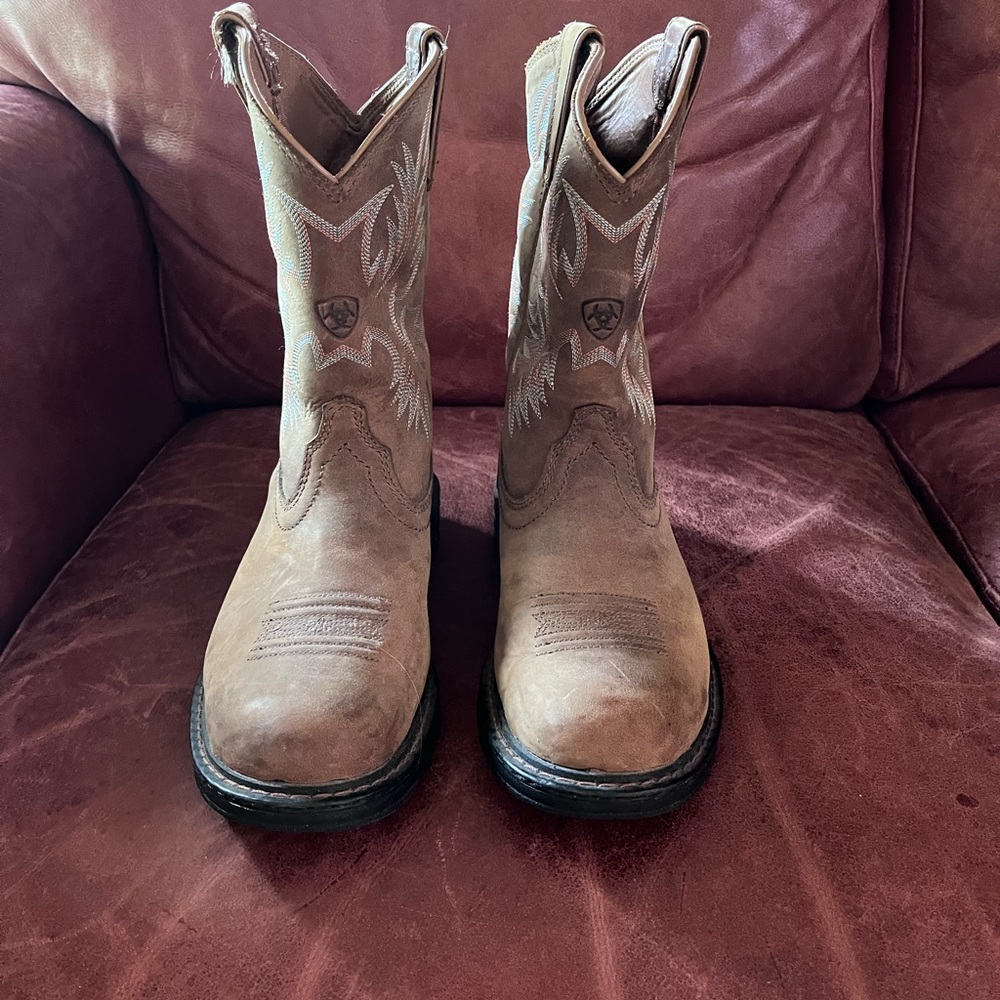 Ariat Women's Tracey Dusted Brown Round Composite Toe Work Boots size 9